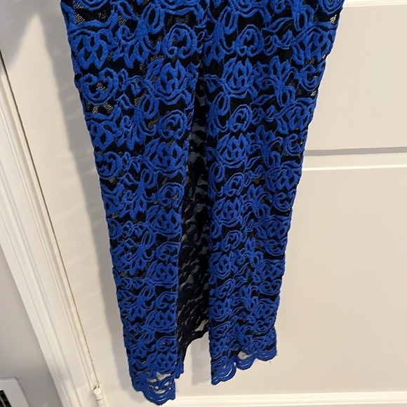 Alice + Olivia long fitted dress - Picture 5 of 8